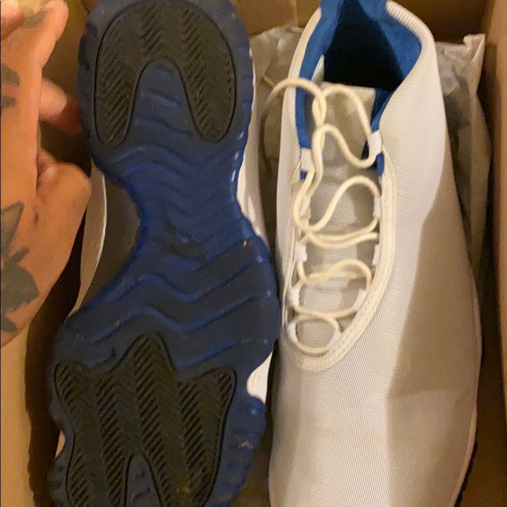 Jordan future - Picture 3 of 5